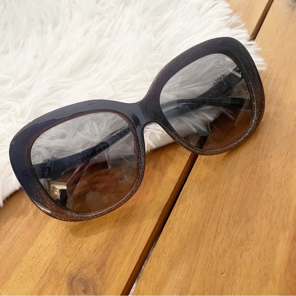 Coach Women's Black and Brown Gradient Sunglasses